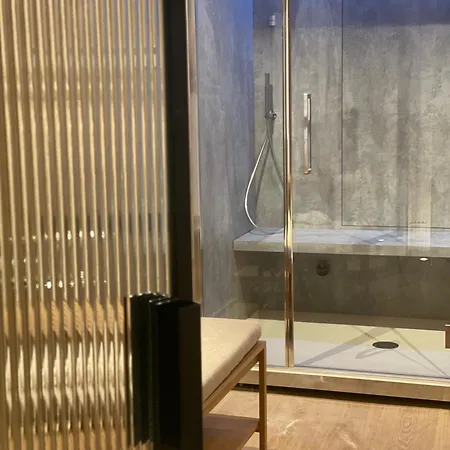 Hotell L De Lutece - Notre-dame 4*