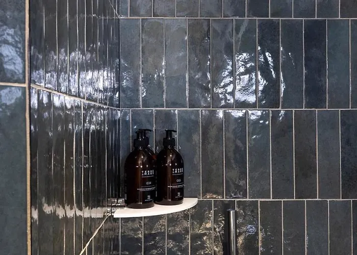 L De Lutece - Notre-dame 파리