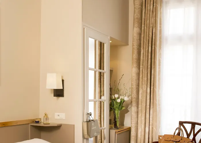 호텔 L De Lutece - Notre-dame 4*