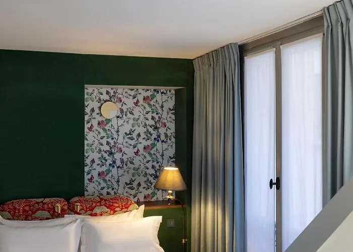 L De Lutece - Notre-dame 4*